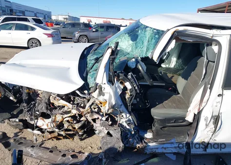 2014 Ram 1500 Lone Star z USA, uszkodzony, nr VIN 1C6RR6LT0ES458940